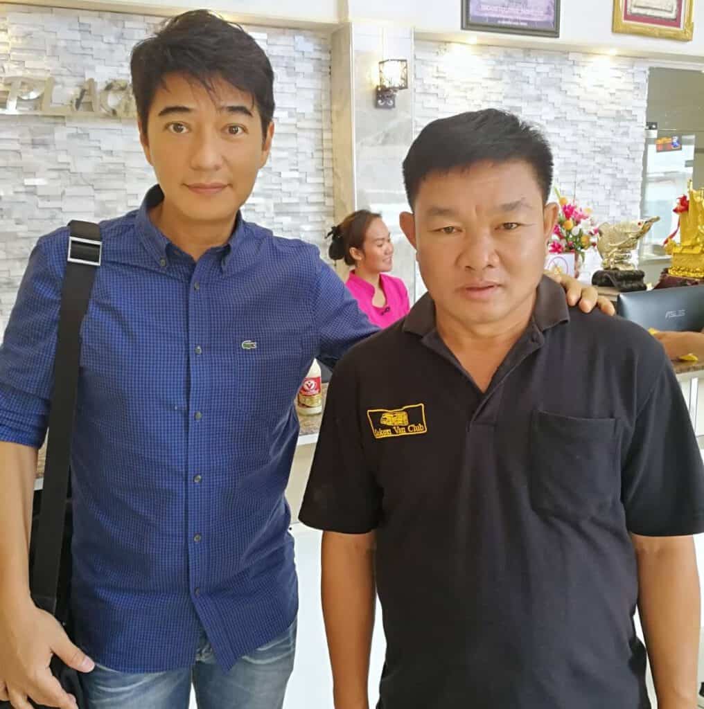 เช่ารถตู้สกลนคร เช่ารถตู้นครพนม เช่ารถตู้อุดรธานี