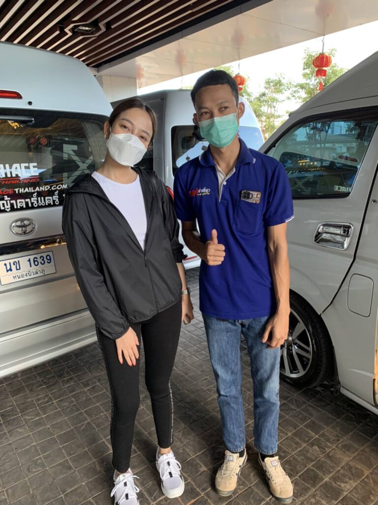 เช่ารถตู้สกลนคร รถตู้vipสกลนคร